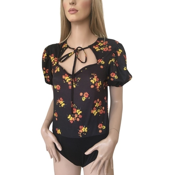 TOPSHOP Keyhole Front Floral Blouse Top Bodysuit Romper NWOT - Picture 3 of 14